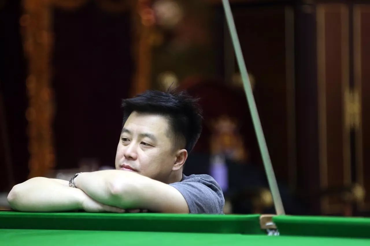 在这个闭幕 在这个闭幕