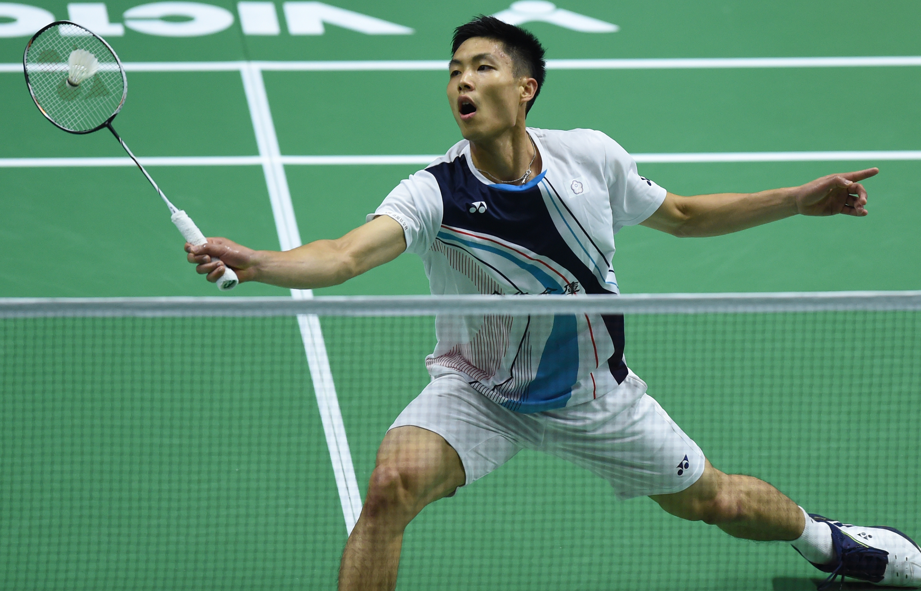 中卫在防反 中卫在防反